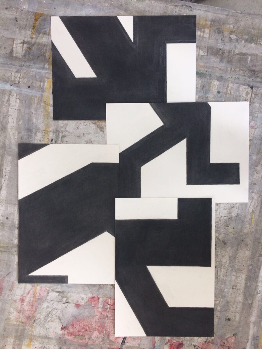 Fernando-Kolb-Kohle-auf-Papier-abstrakt-geometrisches-Muster-4